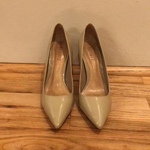 Almost New Schutz Nude Pumps